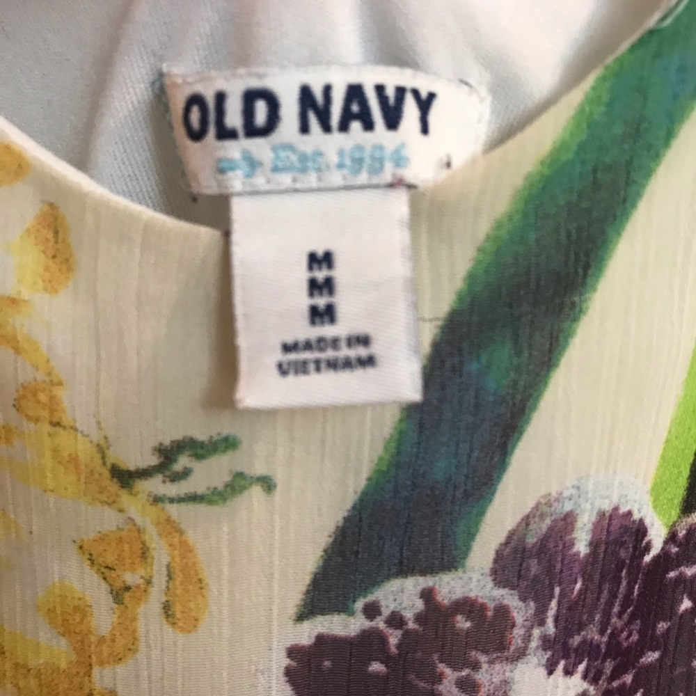 Flowing Floral Dress - Picture 6 of 9